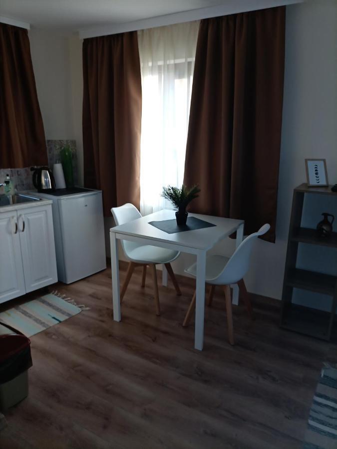 Damaris Hotel Sozopol Bagian luar foto