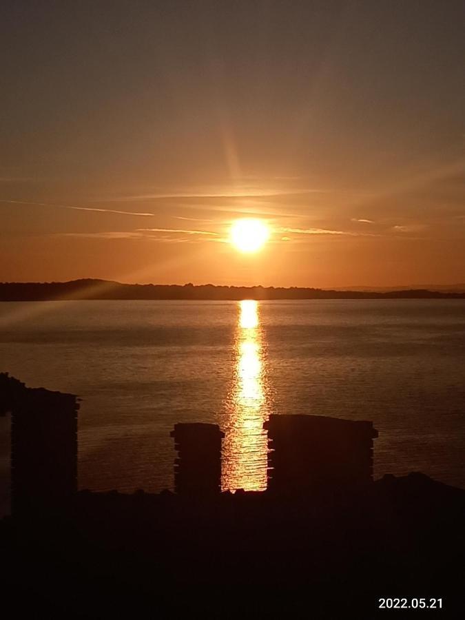 Damaris Hotel Sozopol Bagian luar foto